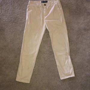 American Eagle men’s khakis 30x32